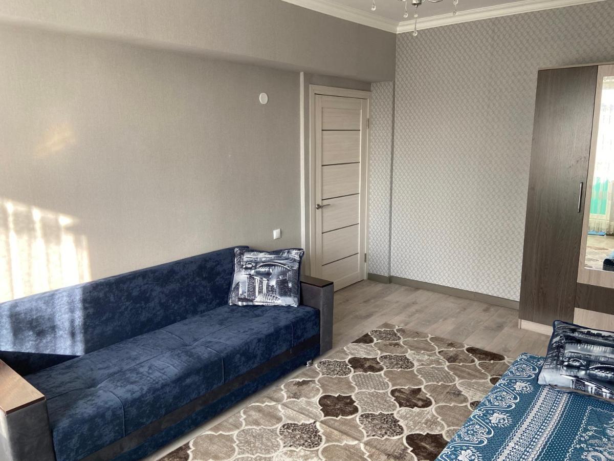 Standart Apartment On Kozhamkulov 128 Almaty Esterno foto