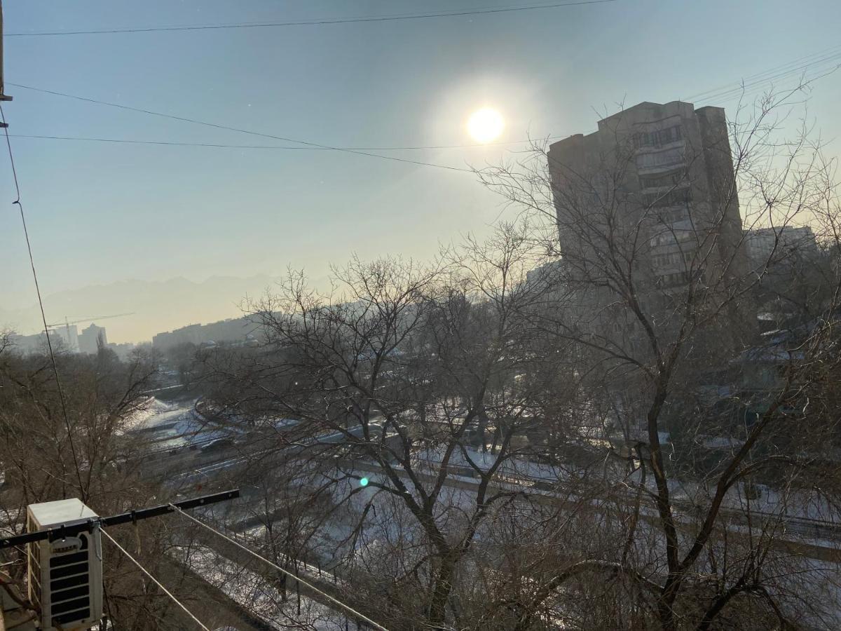 Standart Apartment On Kozhamkulov 128 Almaty Esterno foto